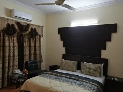 Hotel Inn PECHS - image 25