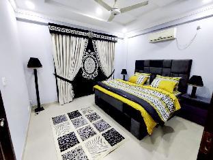 Charming one bedroom Apartment in Bahria town - main image
