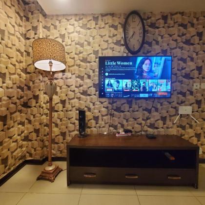 CosmoStay Islamabad Bahria Town - image 15