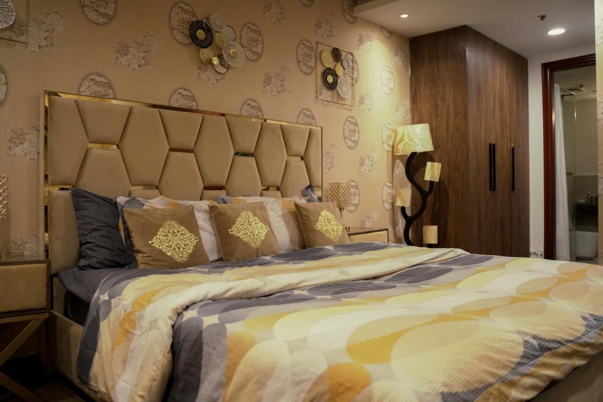 Luxury 1 Bedroom Apartment Gold Crest Mall And Residency DHA - main image