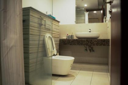 Luxury 1 Bedroom Apartment Gold Crest Mall And Residency DHA - image 15
