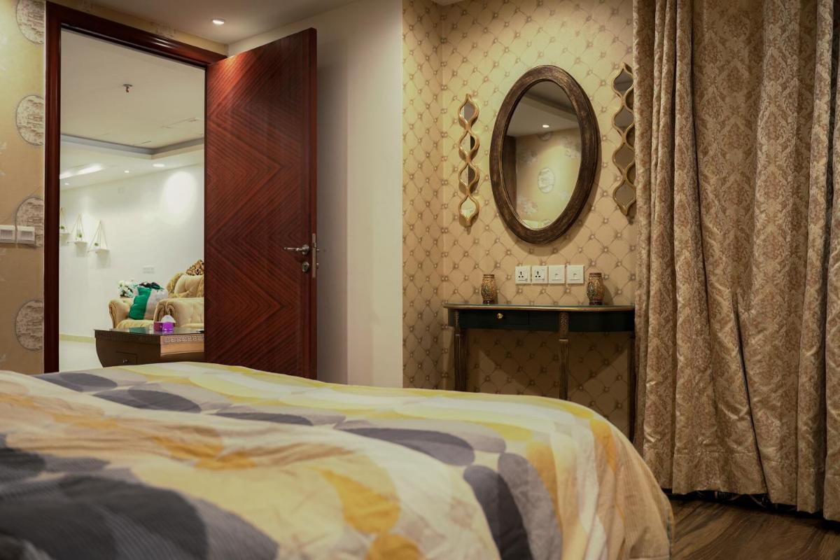 Luxury 1 Bedroom Apartment Gold Crest Mall And Residency DHA - image 6