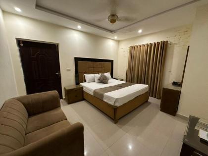 Hotel in Lahore 