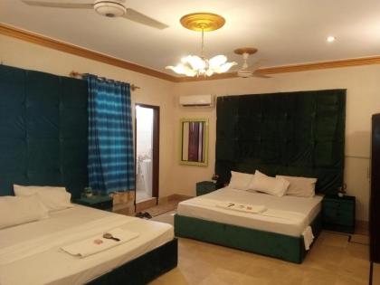 Hill view Guest House near continental bakery Johar Darul sehat Agha khan and Liaqat Hospital - image 10