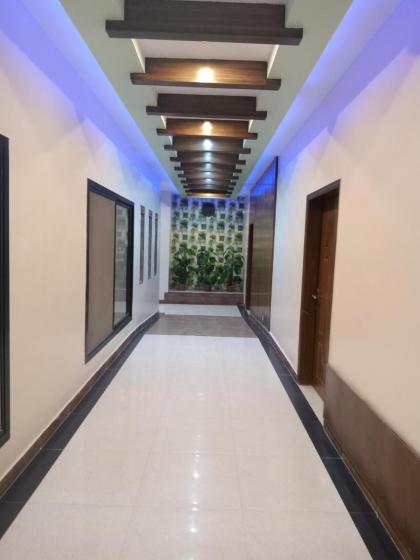 The R Hotels - image 2