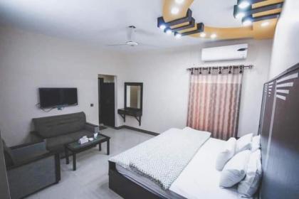 The R Hotels - image 4