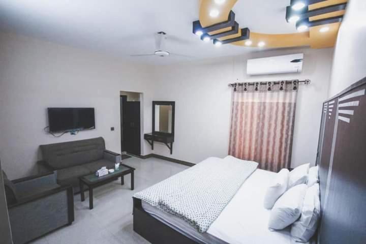 The R Hotels - image 4