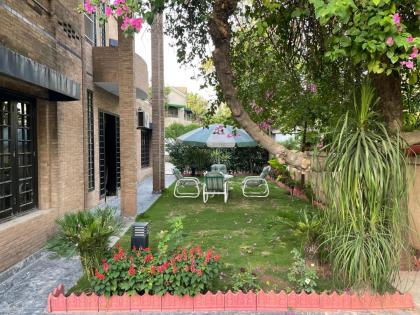 Riviera Courtyard Guest House Islamabad - image 18