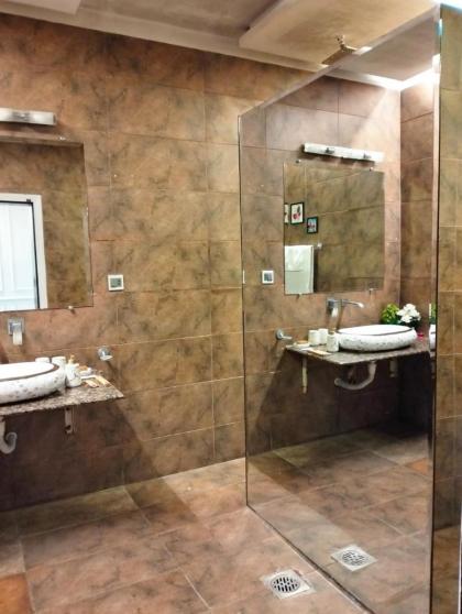 Riviera Courtyard Guest House Islamabad - image 25