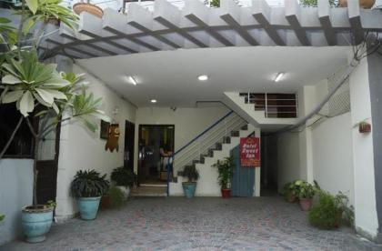 Hotel New Holiday - image 7