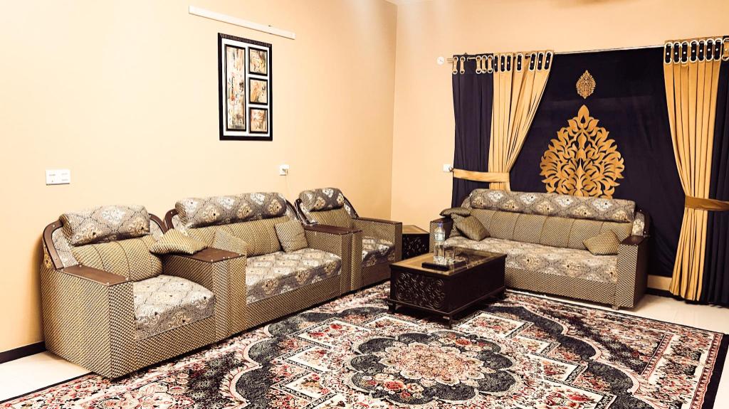 LMY Guesthouse Islamabad  - image 6