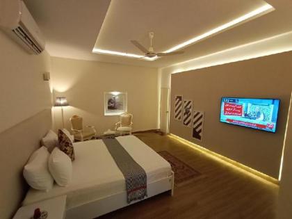 Hillton Bay View Inn Karachi 