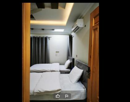 Ibex Hotel - image 7