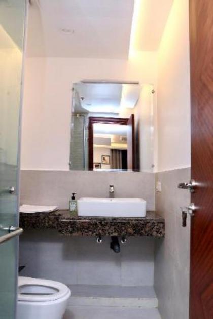 One Bed Luxury Apartment in DHA - image 16