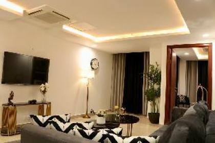 One Bed Luxury Apartment in DHA - image 6