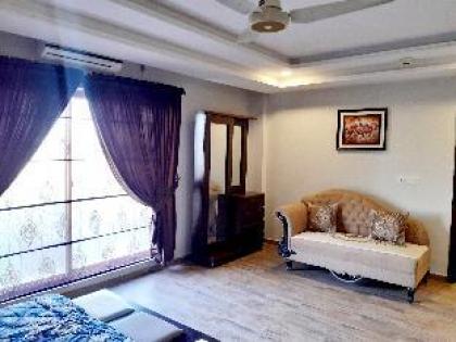 Luxury 1bedroom apartment  - image 8