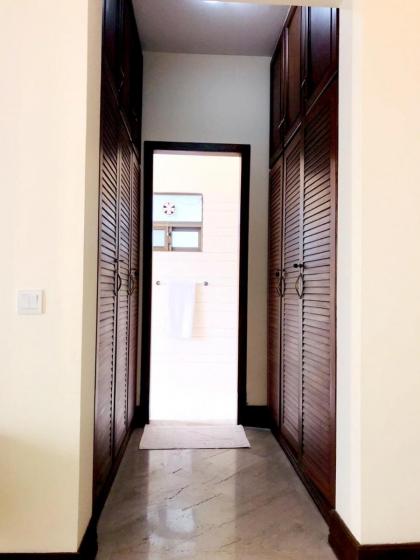 Royal Palace Boutique Hotel - image 28