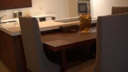 Uptown Studio Residence - image 4