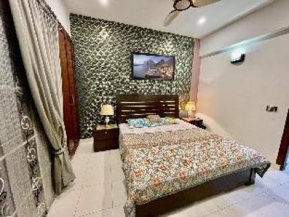 Lavish 2 Bed Apartment - image 18