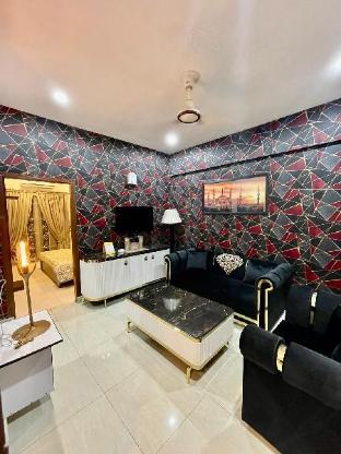 Lavish 2 Bed Apartment - image 5