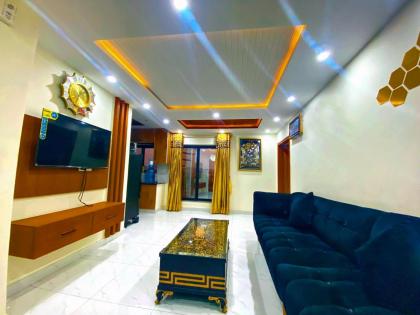 Luxury Apartment in Bahria Town Lahore Lahore 