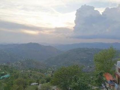 Navid's Holiday Resort & Hotel - image 10