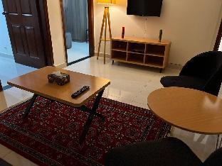 Ikea Two Bed Room E11 Luxury Central ISLBD Aprtmnt - image 4