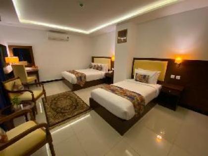 Luxury Triplet room - image 4