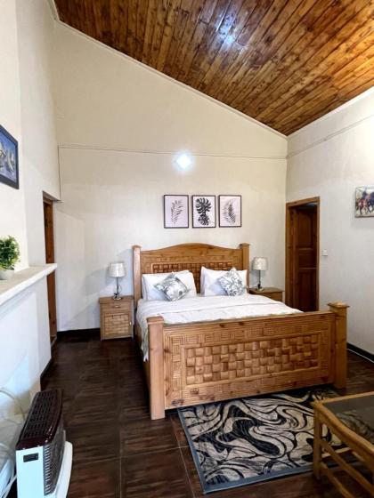 Umda Hotel Pine Top - image 9