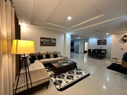 Whispering Willows Suite Islamabad 
