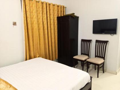Millennium Hotel Rooms & Apartments - image 14