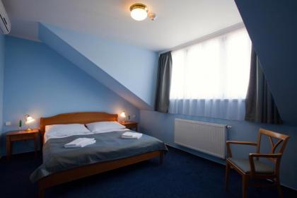 Anna Hotel - image 2
