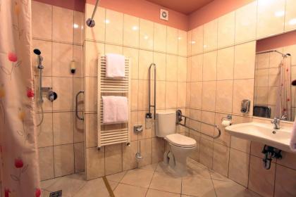 Atlantic Hotel - image 17