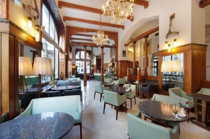 Hotel Paris Prague - image 9