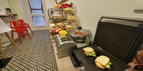 Hotel Suite Home Prague - image 4