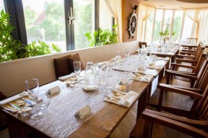 Villa St. Tropez - image 8