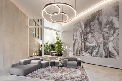 Mamaison Residence Downtown Prague - image 17