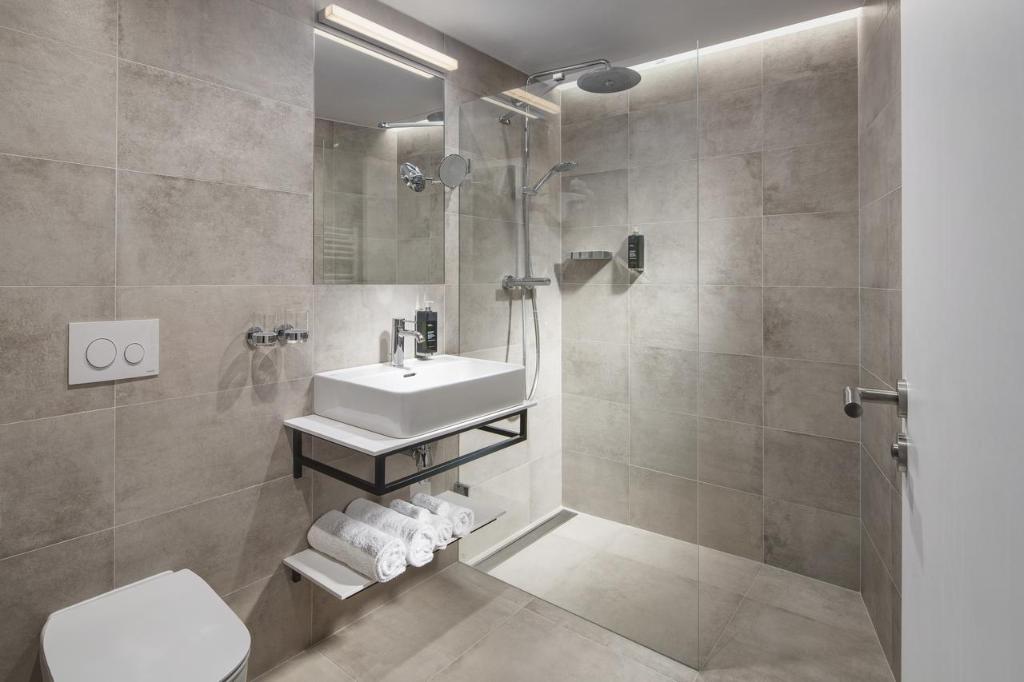 Mamaison Residence Downtown Prague - image 7