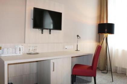 1.Republic Hotel - image 11