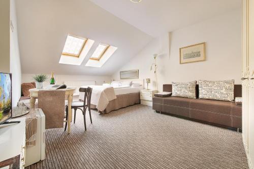 Anette Hotel - image 7