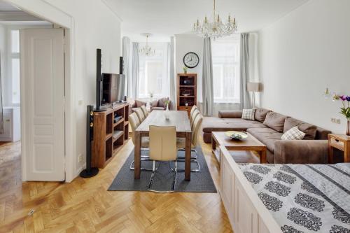 V Kolkovně Old Town Apartment - main image