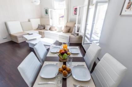 Stylish apartment at Žižkov - image 9