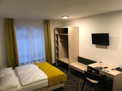 Hotel Valcha - image 3