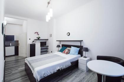 Modern Apartment Skolska 20 - image 19