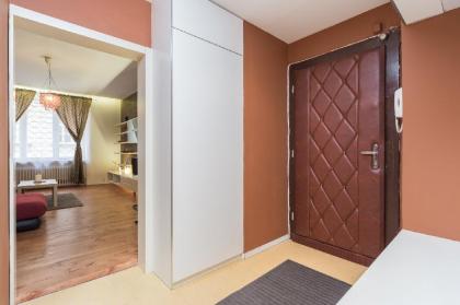 Charles Bridge Apartment by mABANO EStAtES  