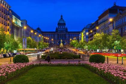 City Central De Luxe