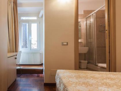 La Piccola Maison - image 12