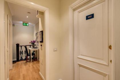 Flann O'Brien Rooms - image 19