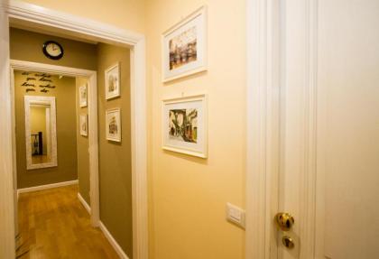 Flann O'Brien Rooms - image 3