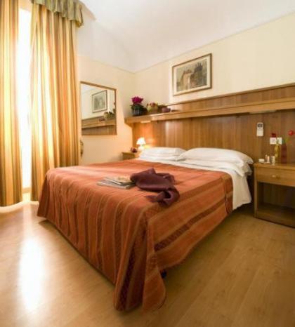 Hotel Altavilla - image 11